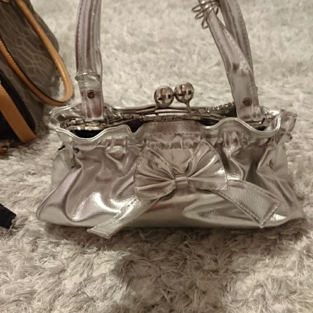 Bag - Picture 2 of 3
